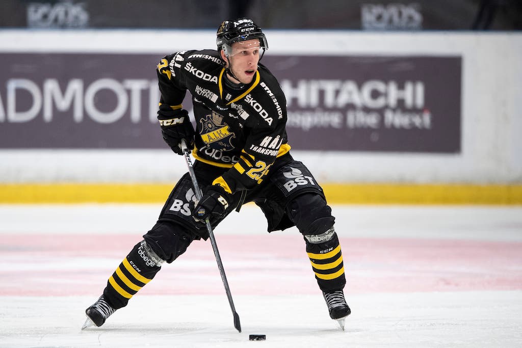 (7826) Fredric Weigel