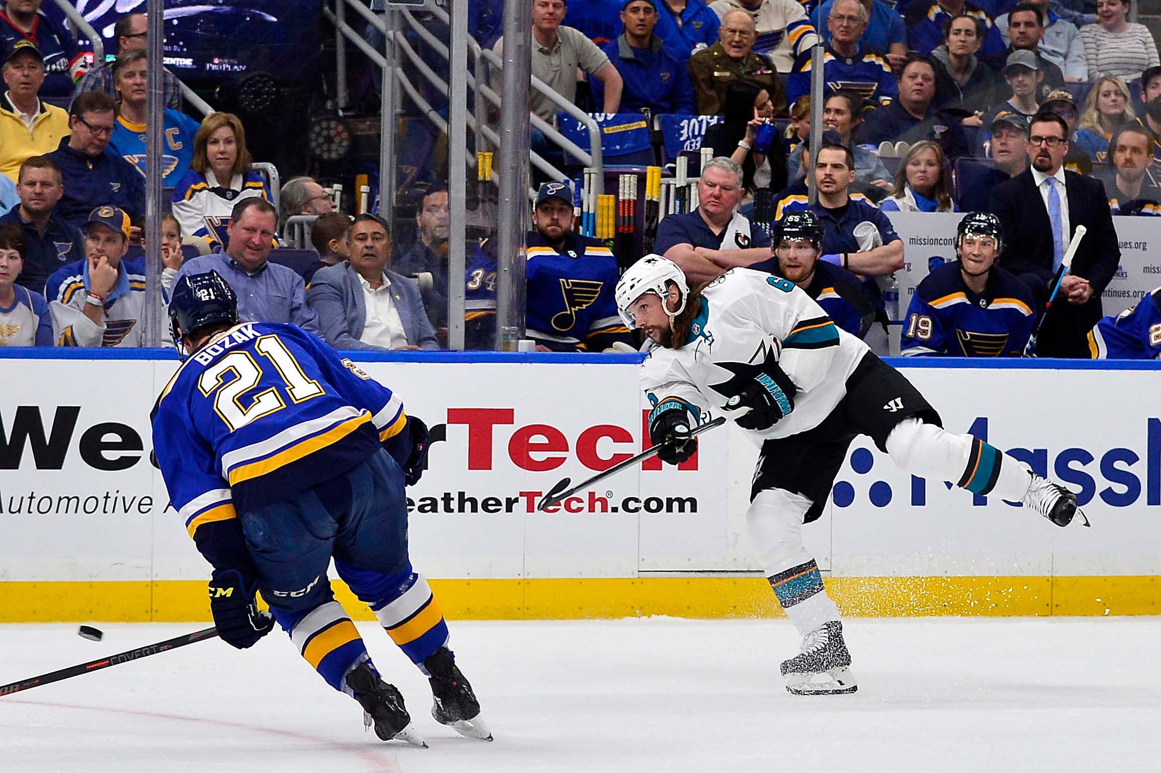 (8718) Erik Karlsson