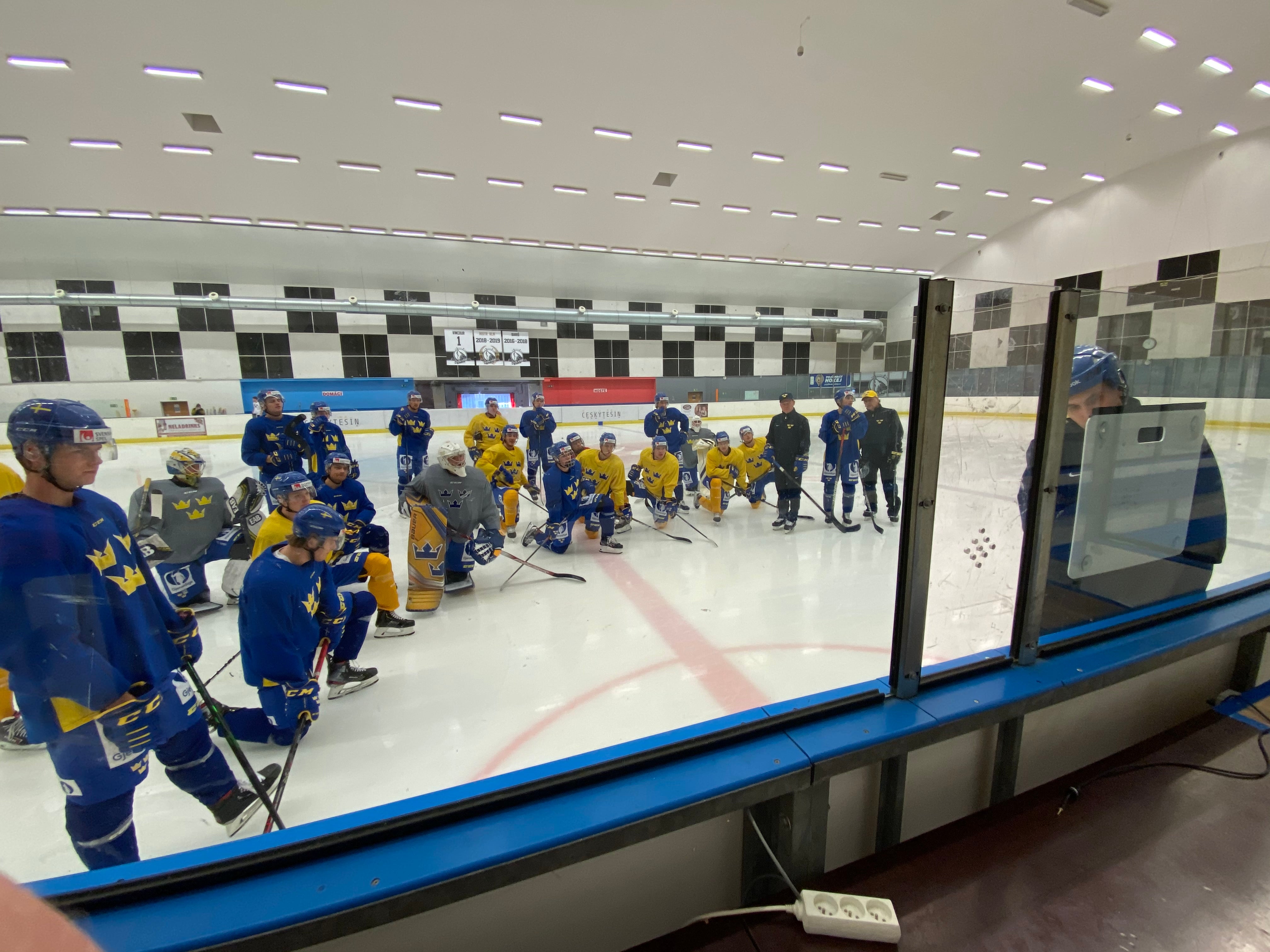 (11615) Juniorkronorna