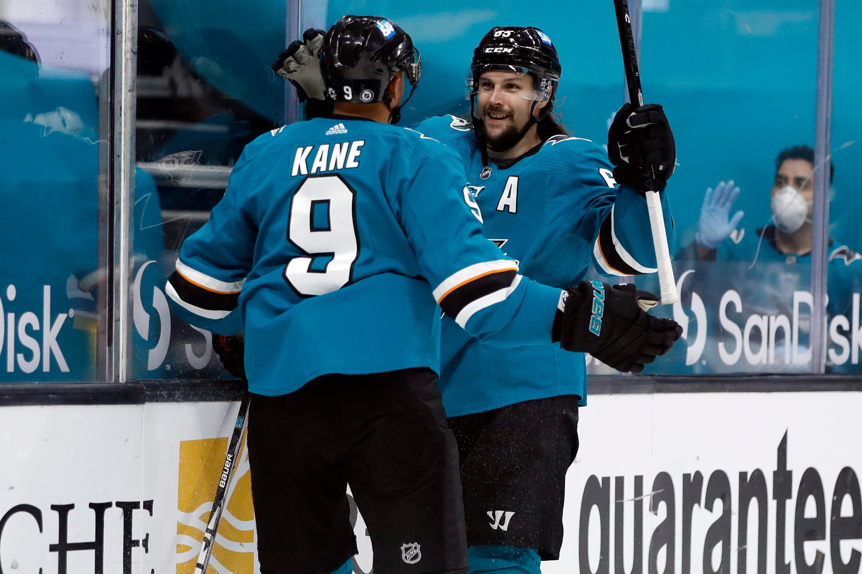 (18385) Erik Karlsson