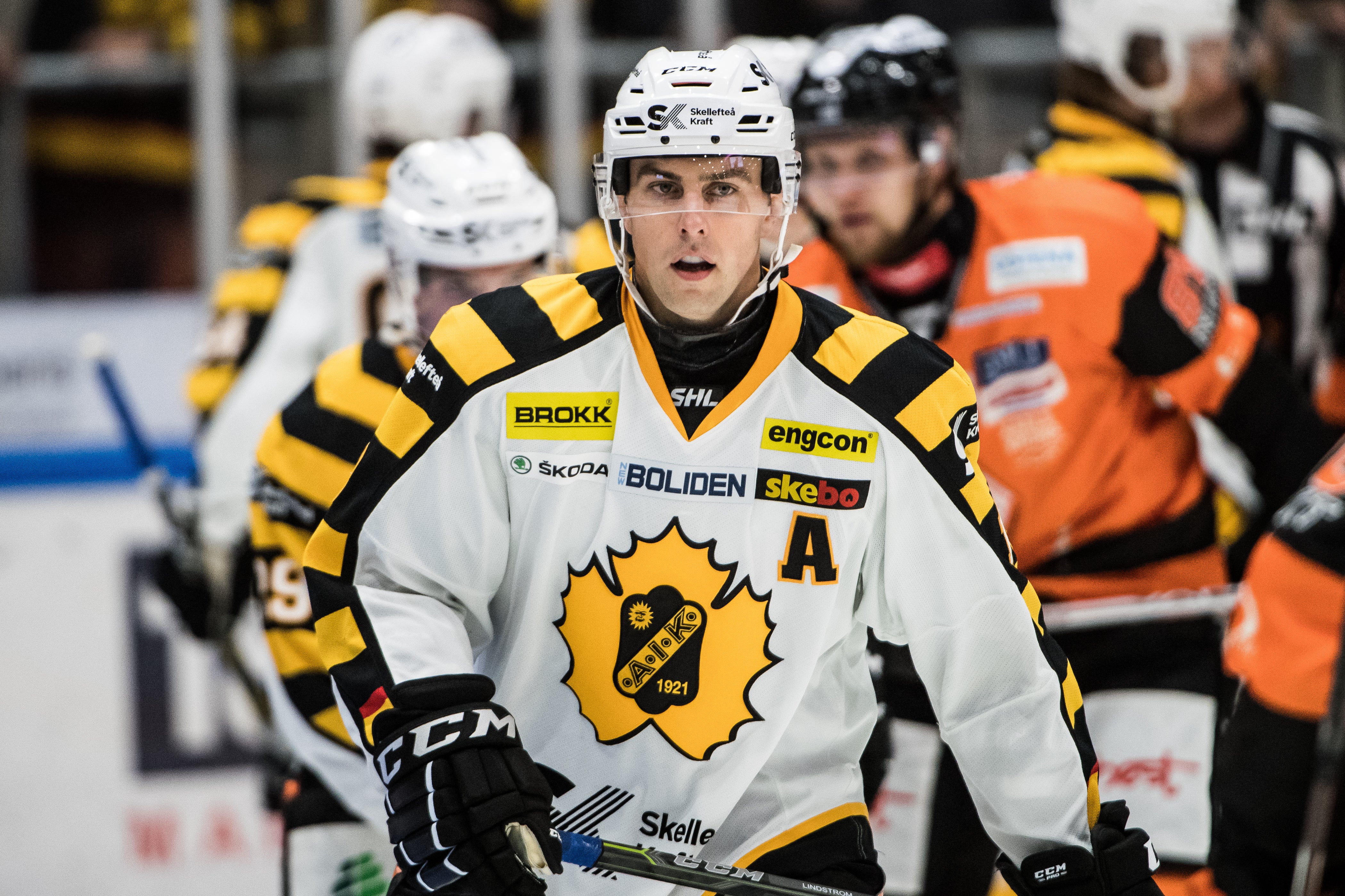 (80) Joakim Lindström