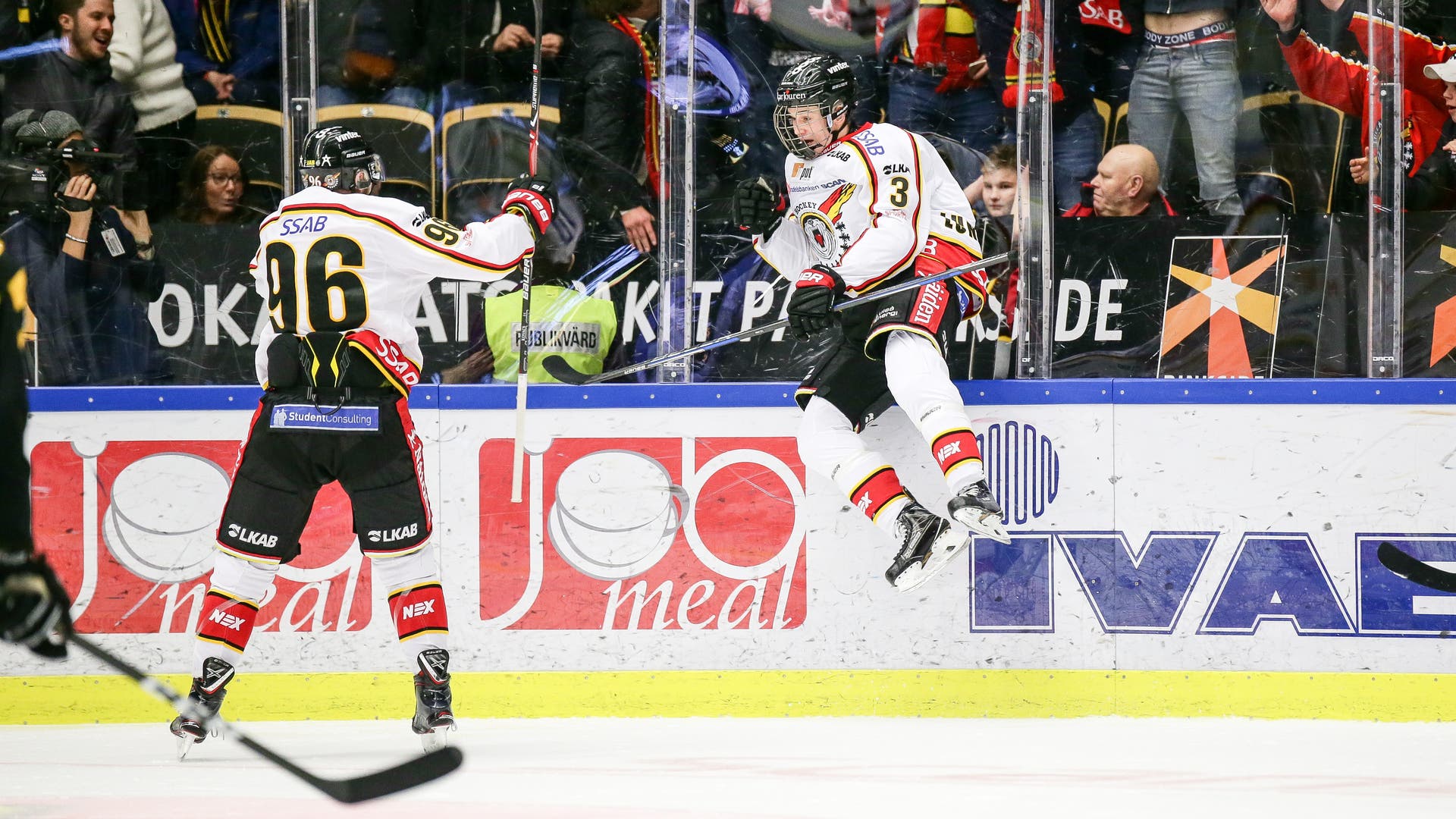 (1765) nils lundkvist