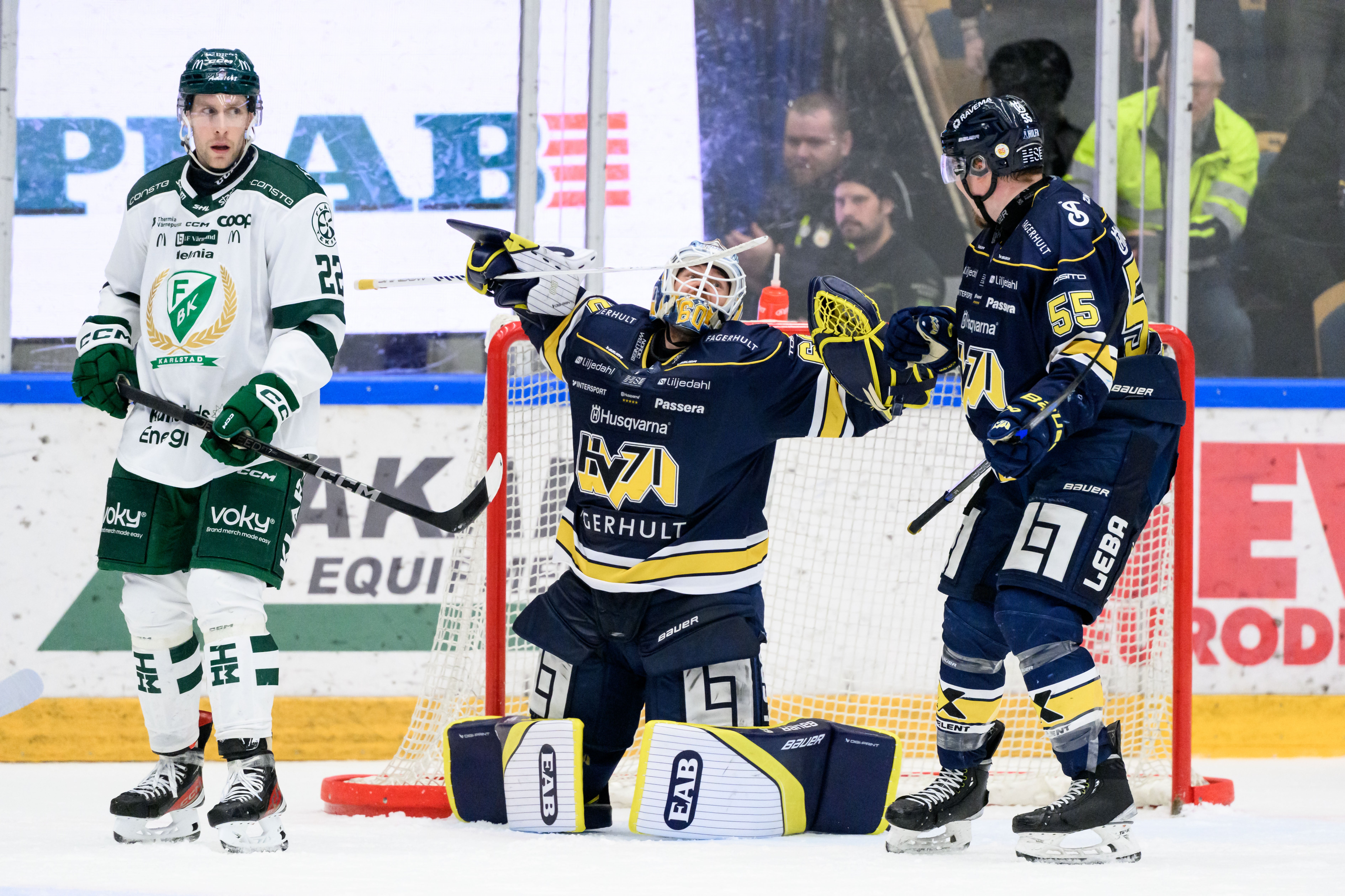 HV71