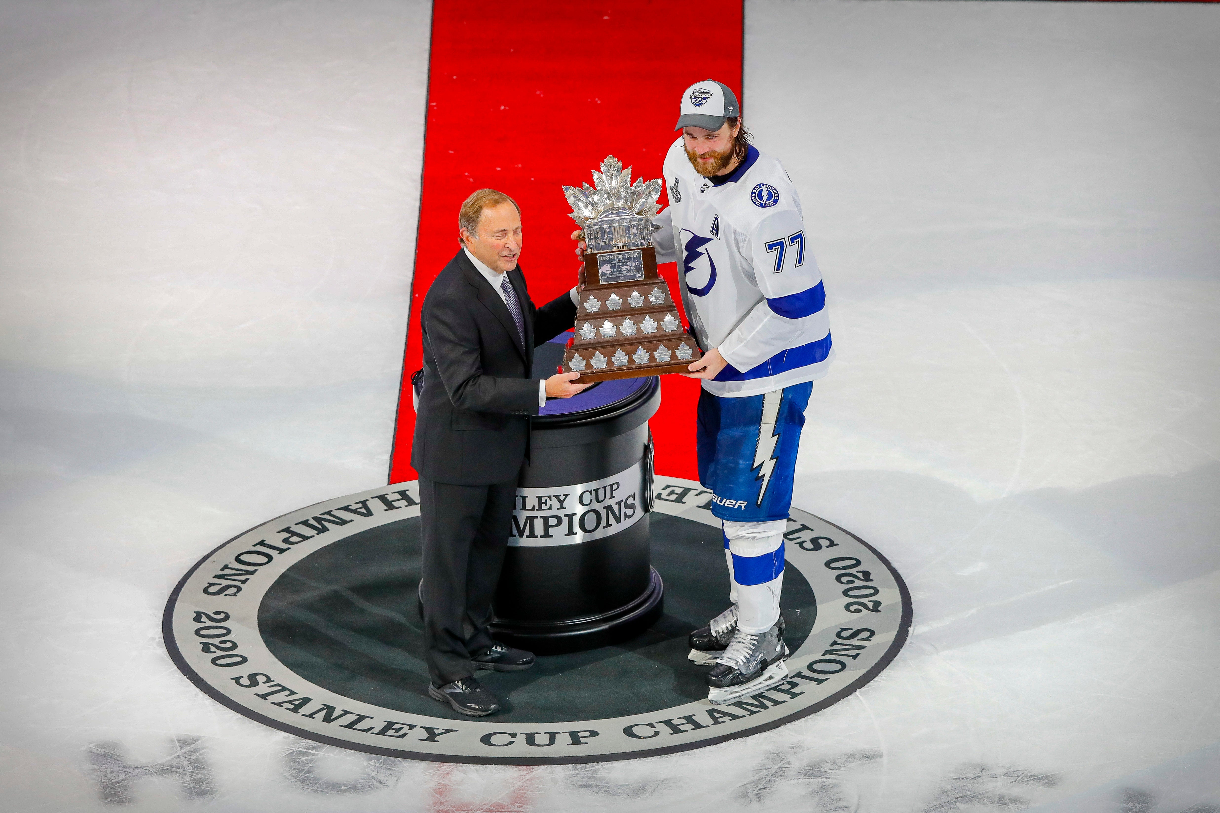 (15595) Victor Hedman Conn Smythe