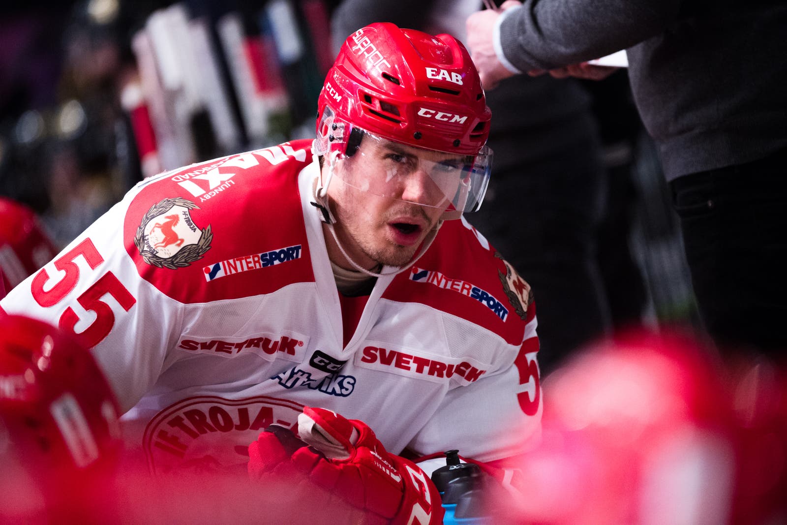 (9076) simon fredriksson