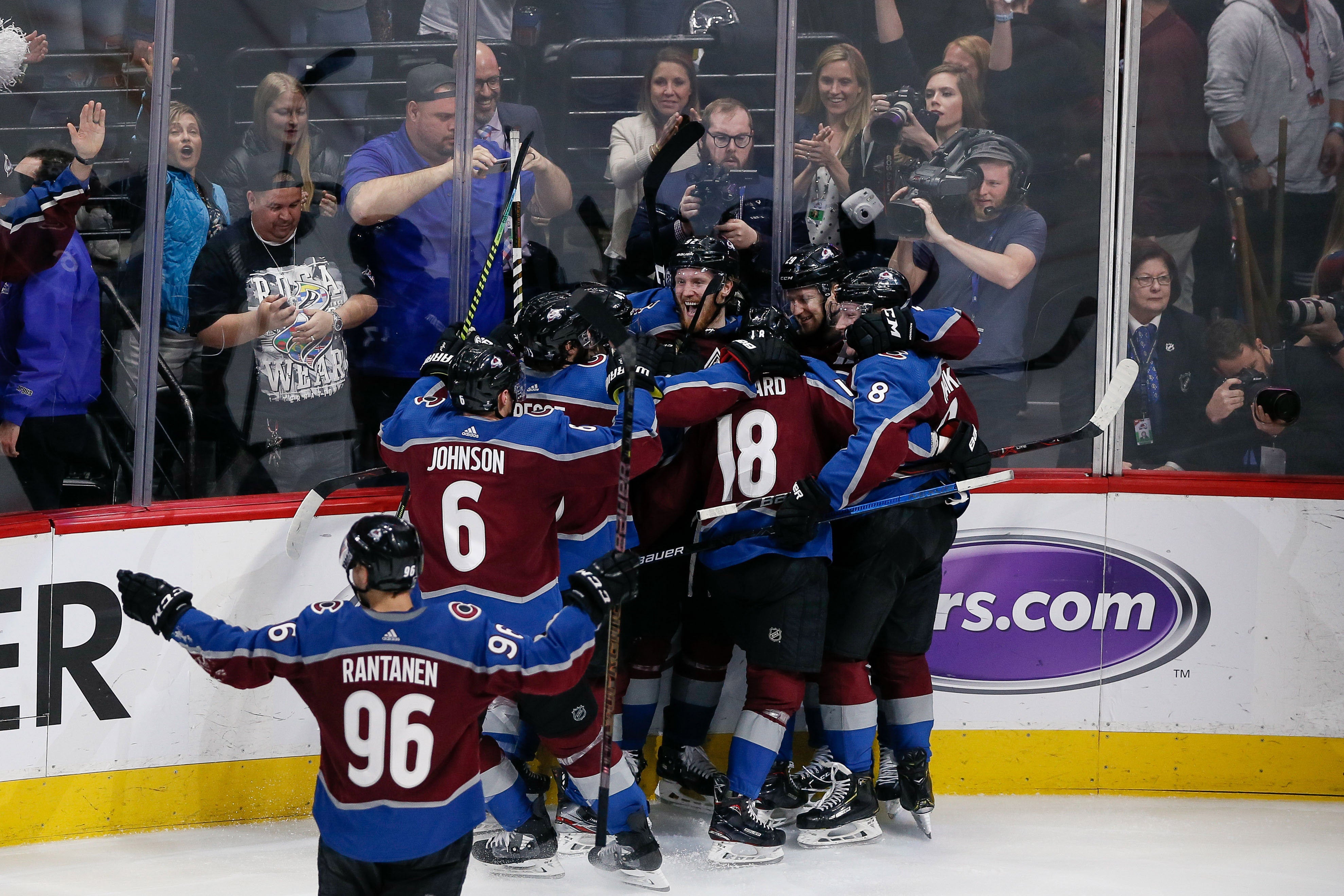 (8430) Gabriel Landeskog