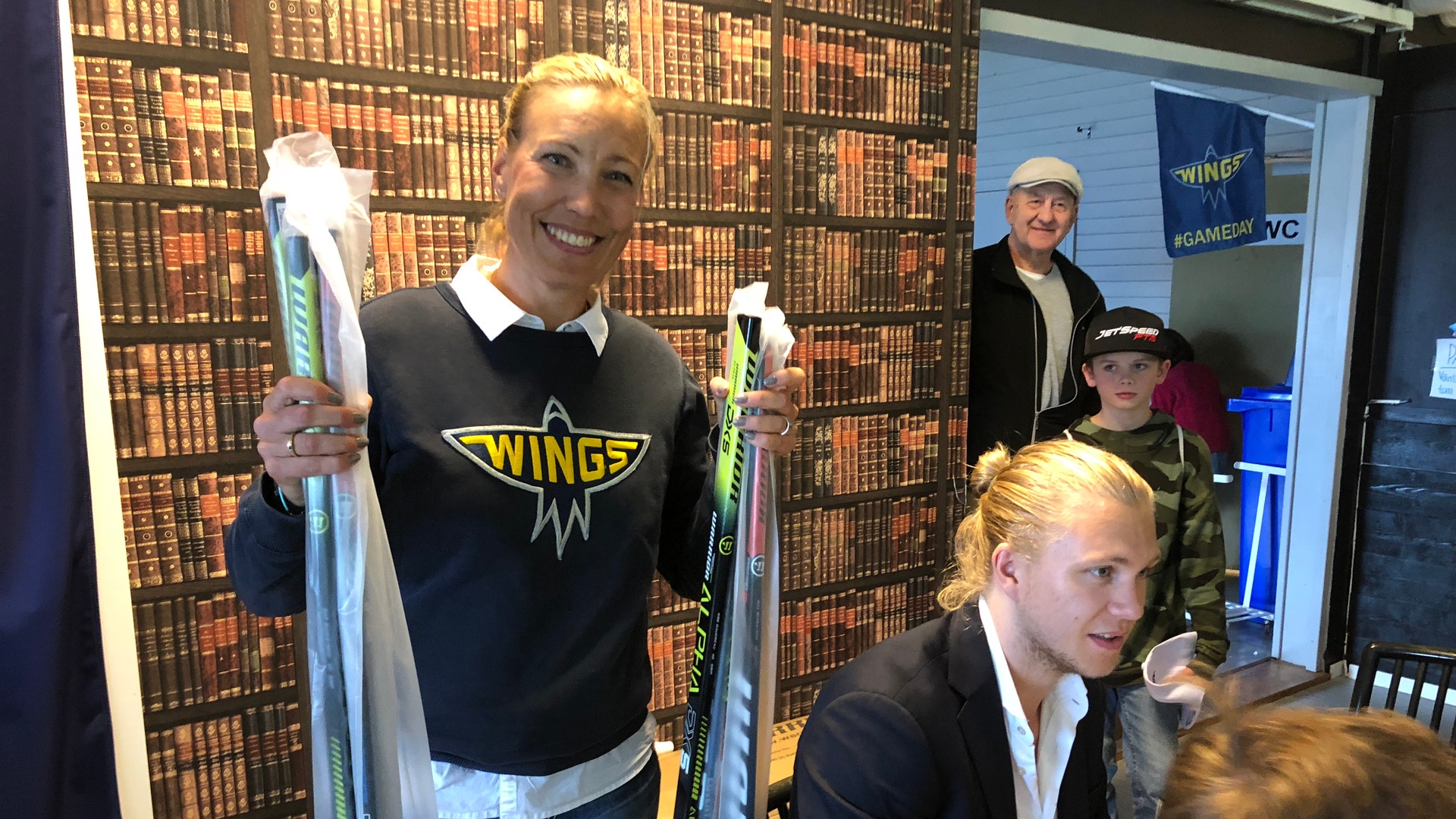 (9731) Arlanda Wings