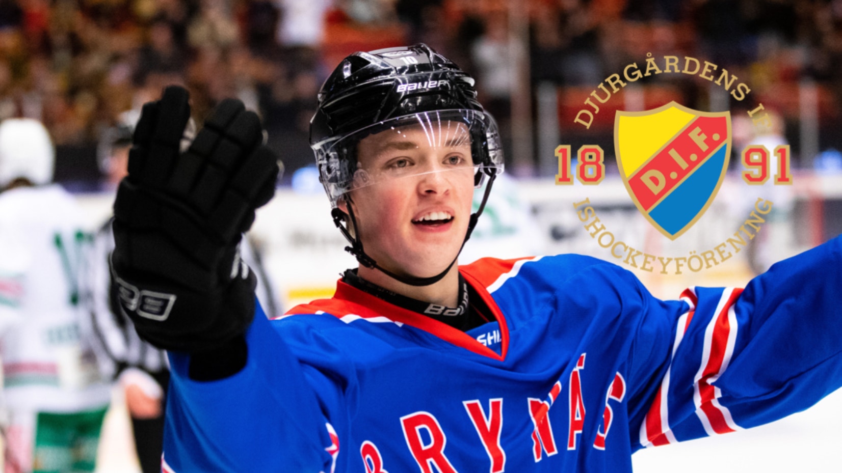 En ishockeyspelare i blå tröja firar med armarna utsträckta. I bakgrunden syns Durgårdens hockeyförenings logotyp.