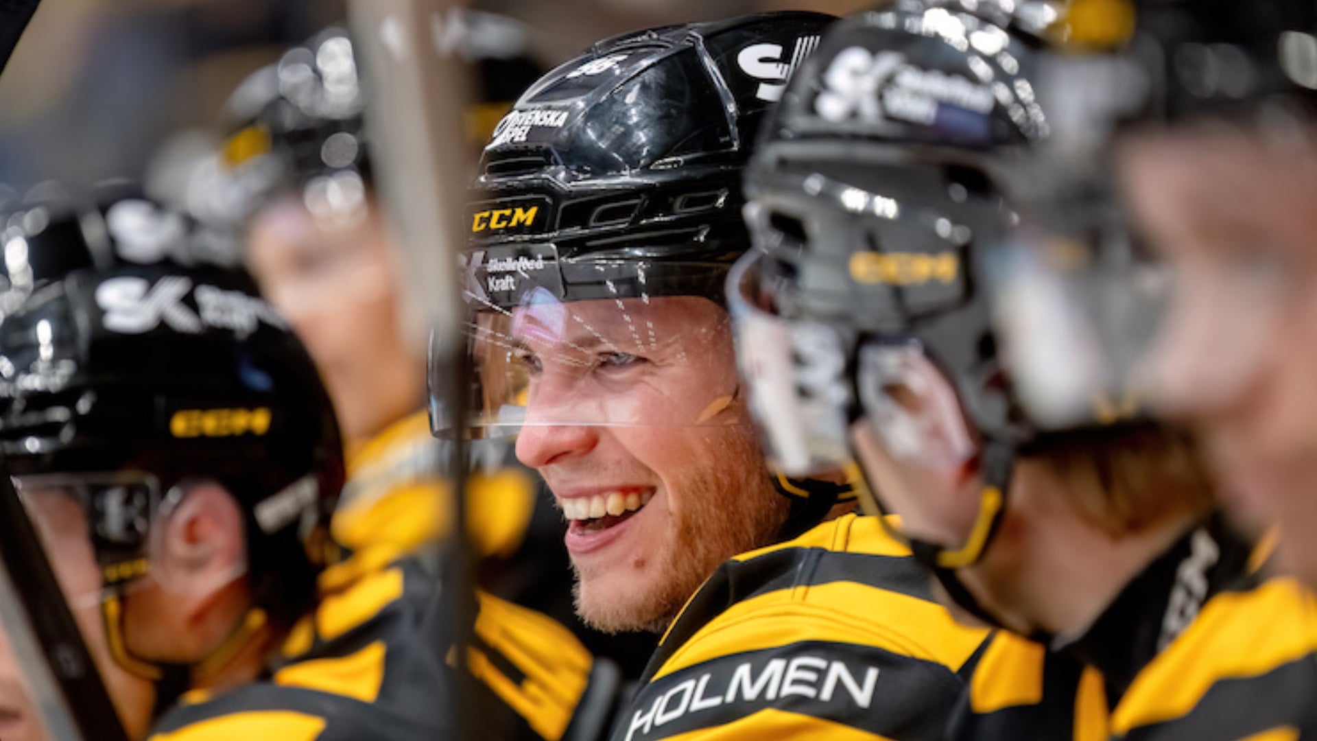 Superkedjans Hugg håller NHL-drömmen vid liv - HockeyNews