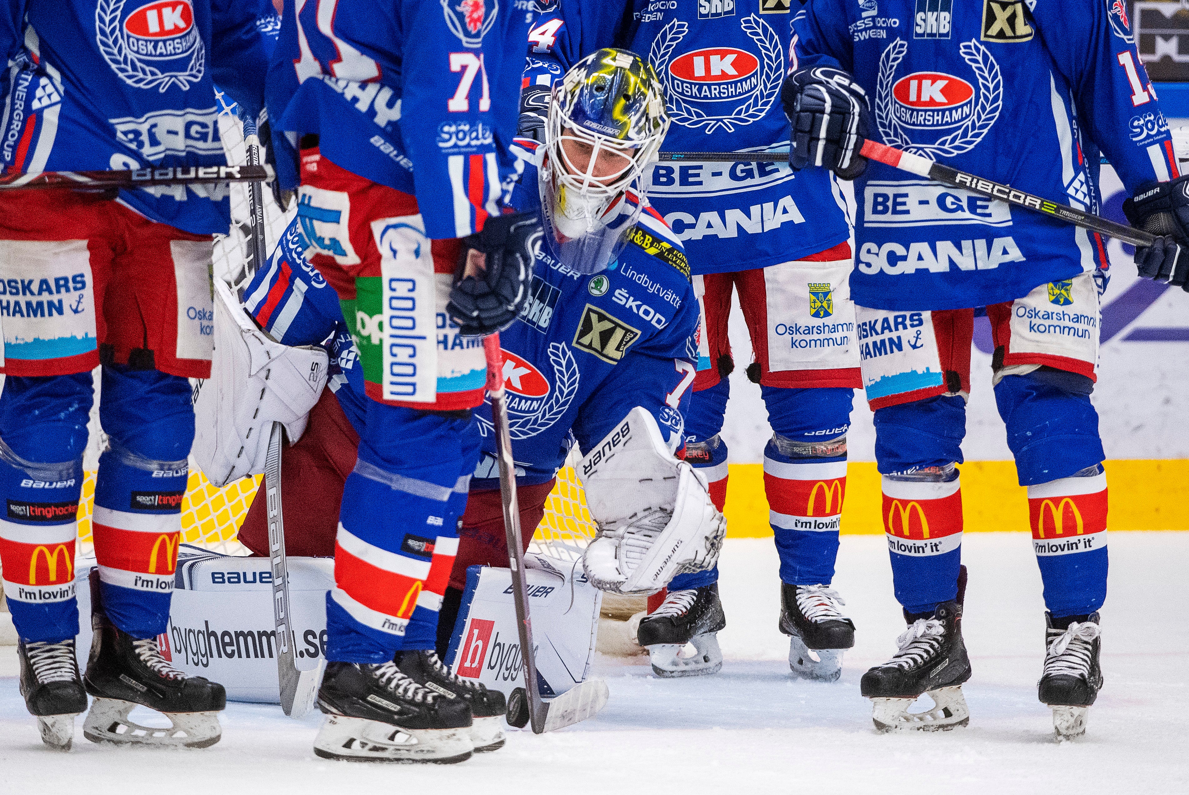 (6921) Adam Åhman