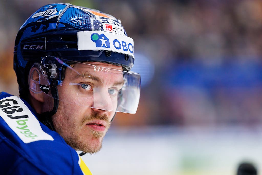 (28153) Joel Kellman