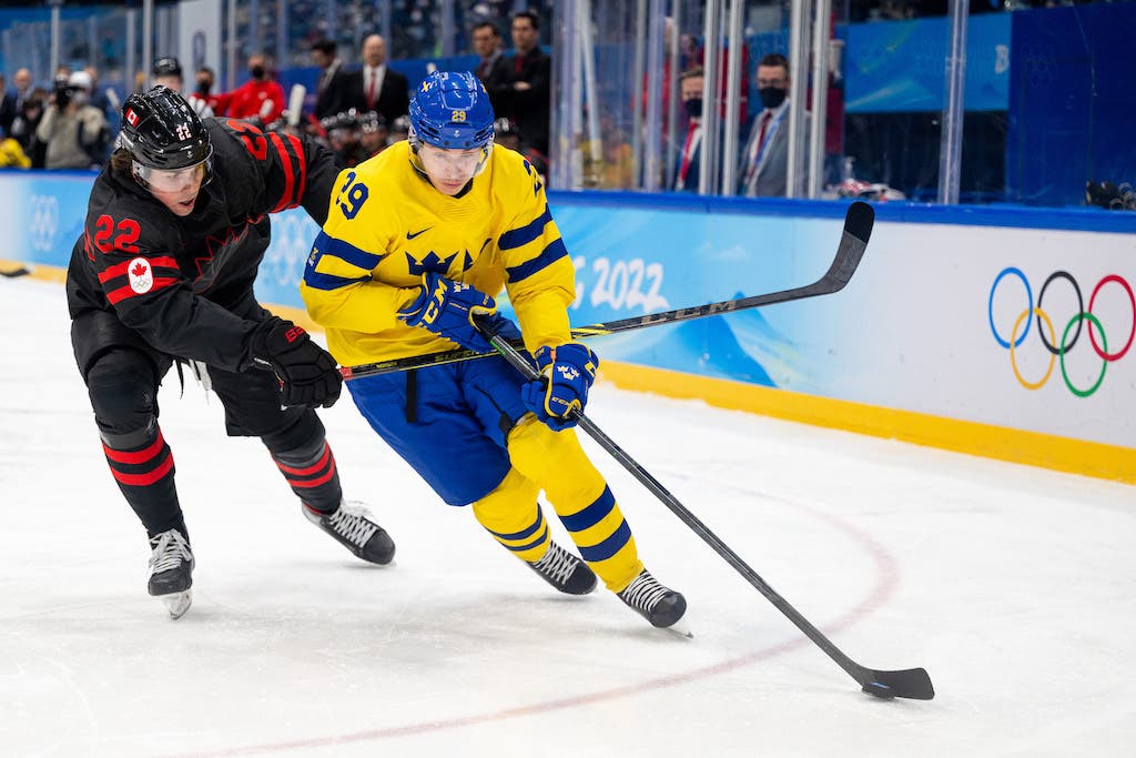 (22368) Owen Power Pontus Holmberg