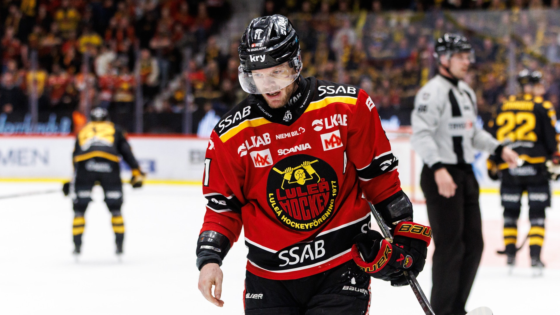 Brian O'Neill dras med en skada sedan försäsongen startade.