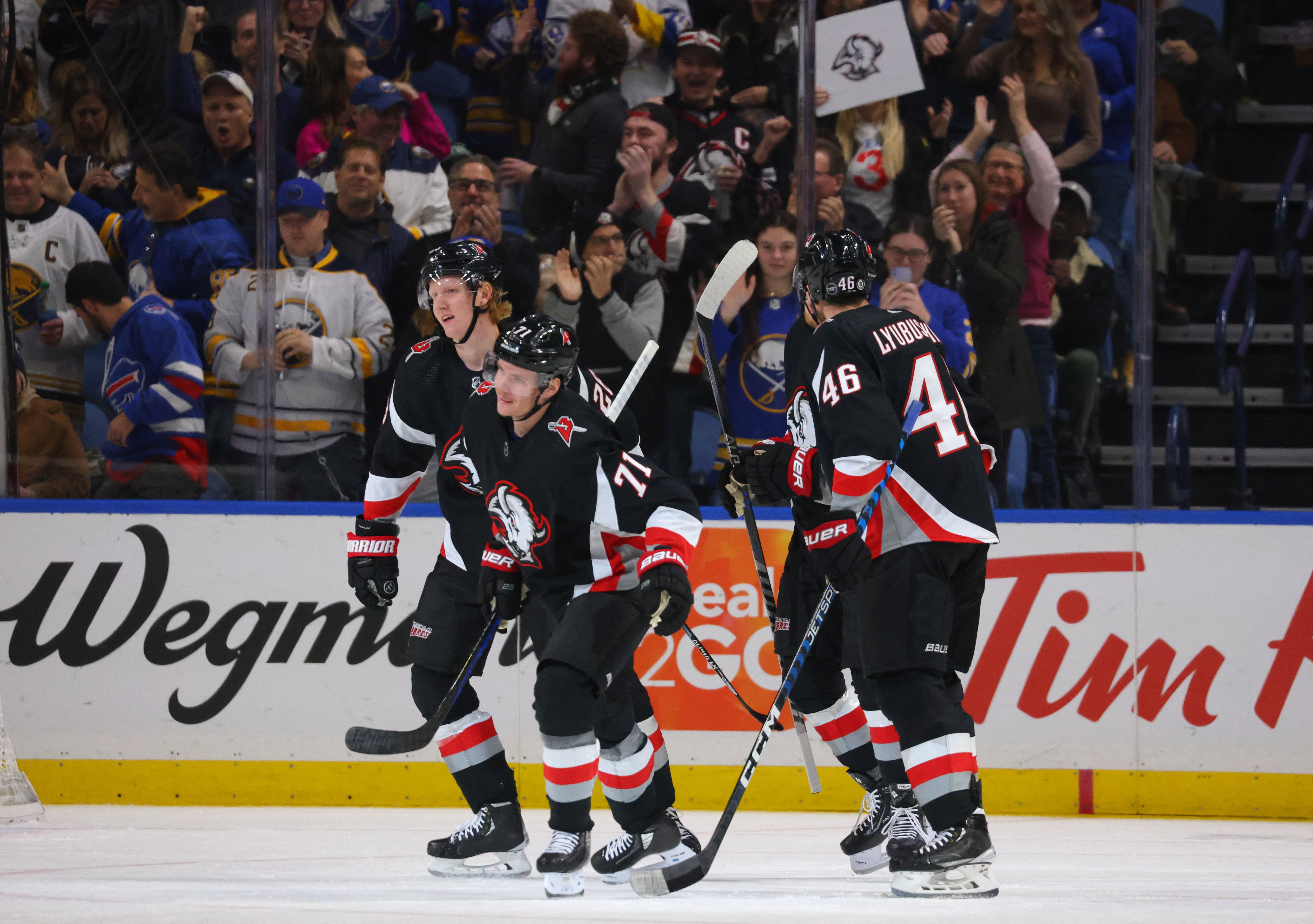 (26021) Rasmus Dahlin Victor Olofsson Buffalo