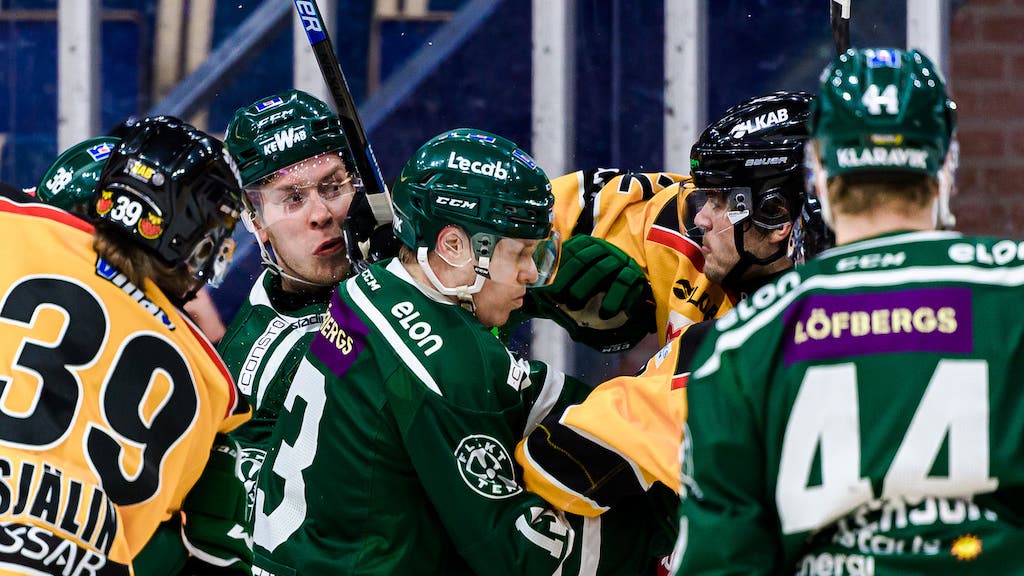 (20541) Victor Ejdsell/Färjestad/slagsmål