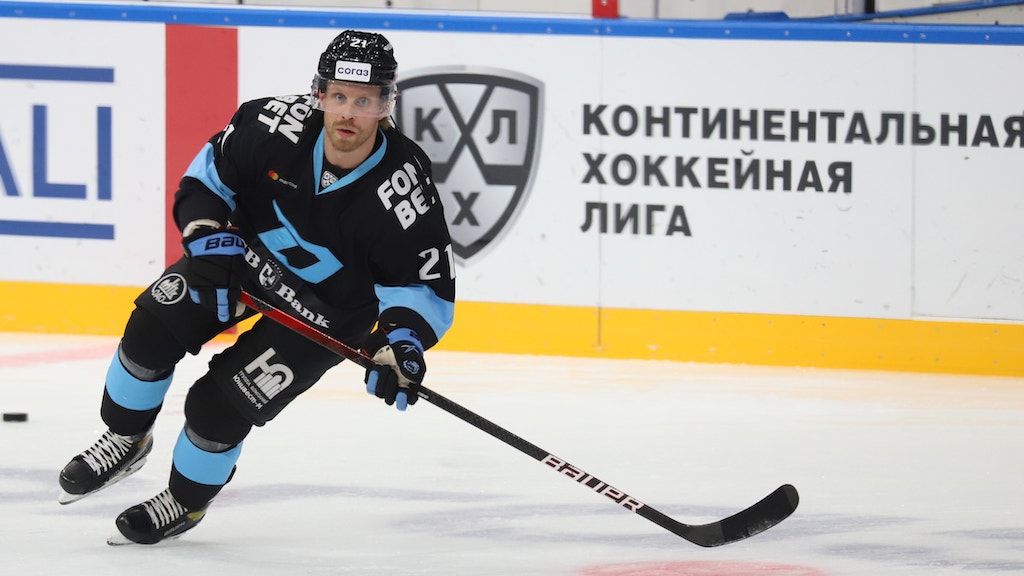(c) photo.khl.ru Vyacheslav Tsuranov