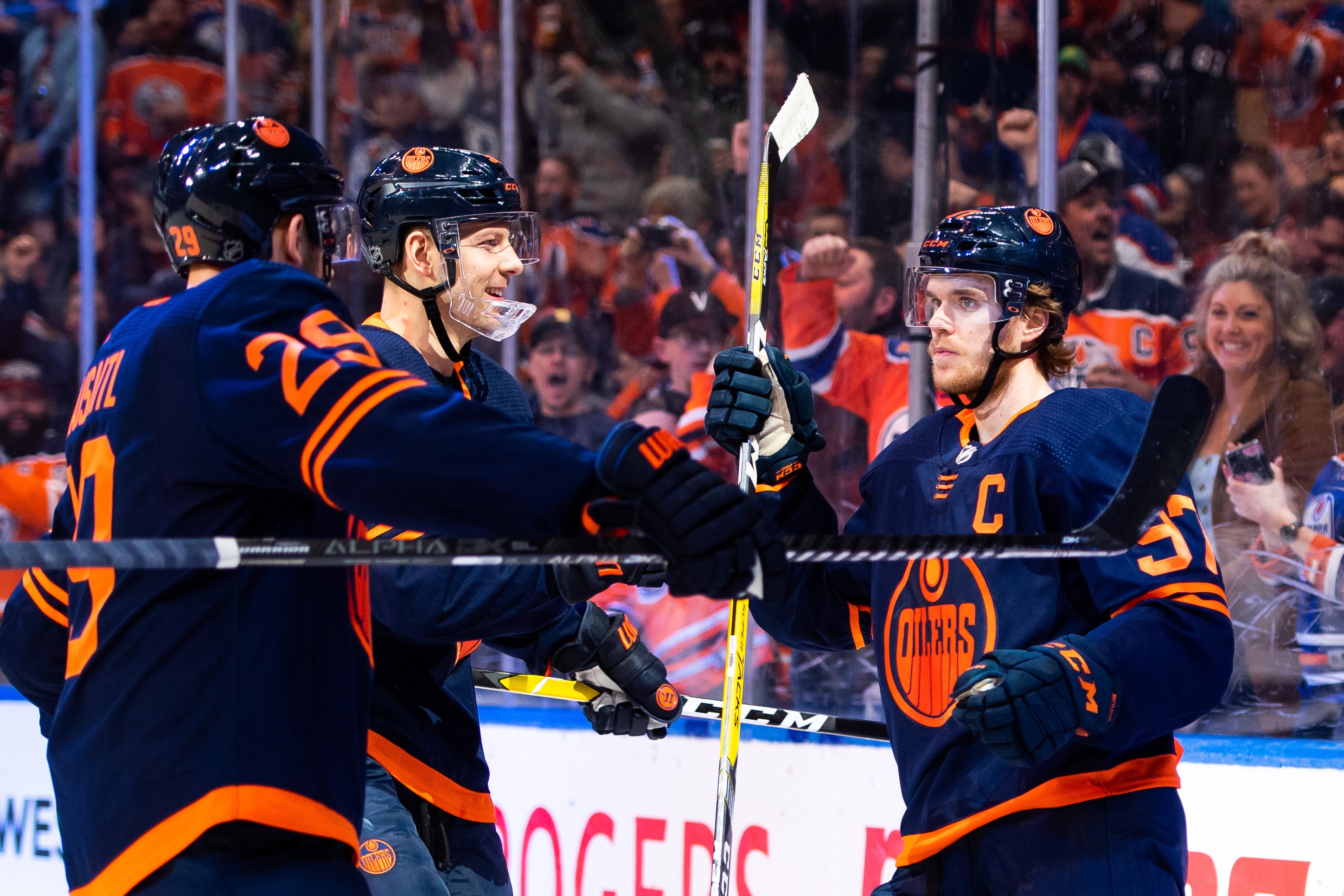 (17735) McDavid Draisaitl