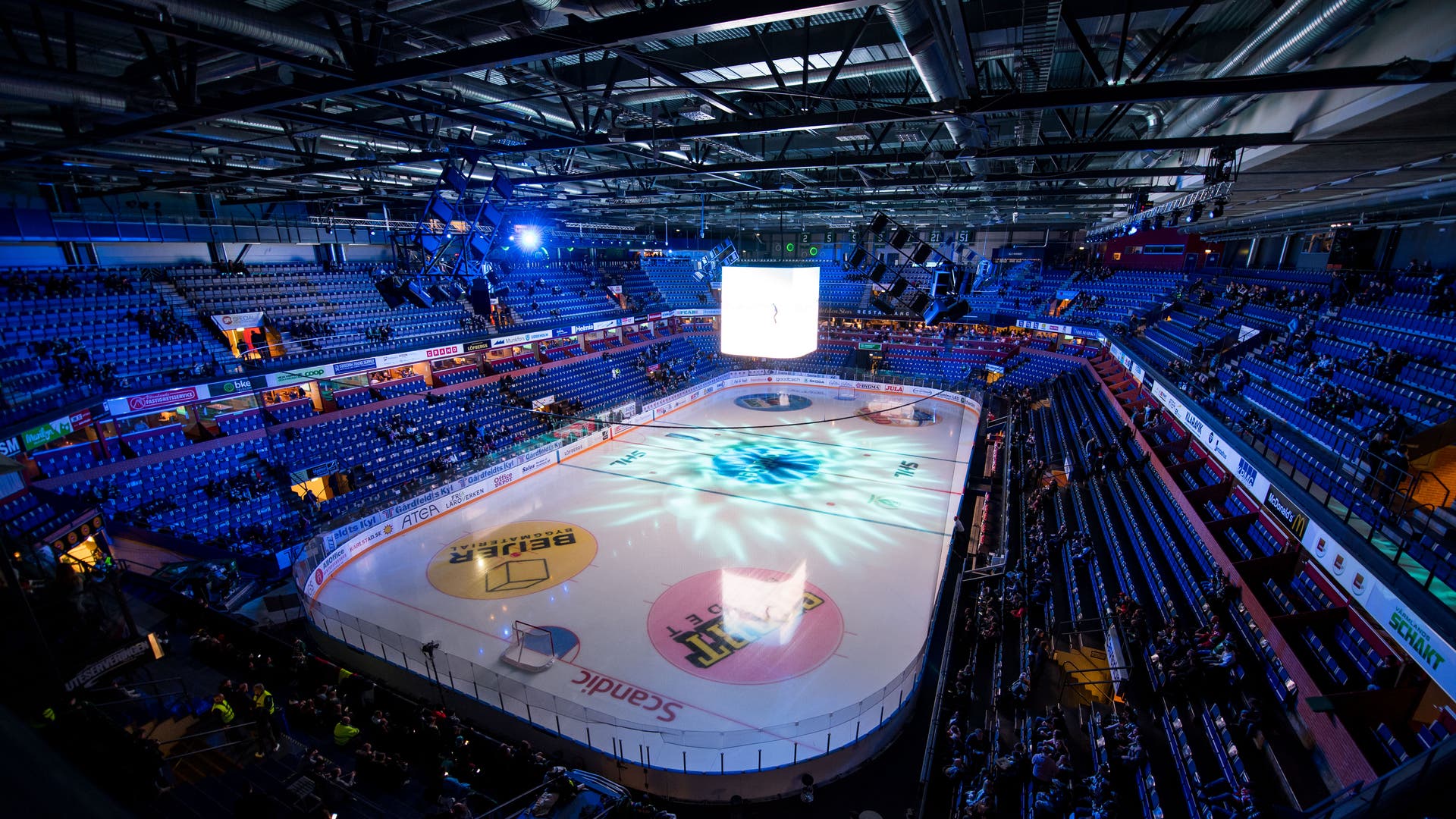 (3272) löfbergs arena