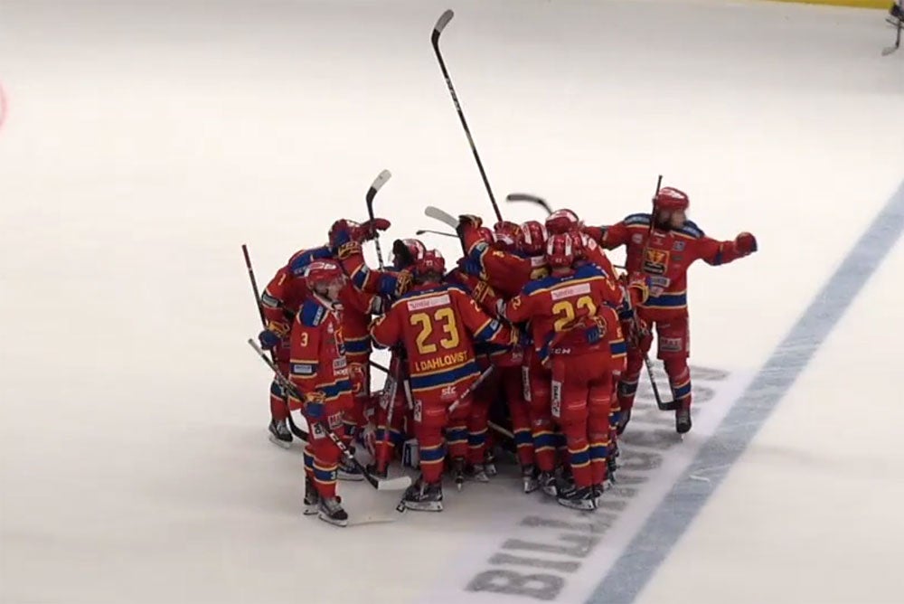 (10330) Skövde jubel