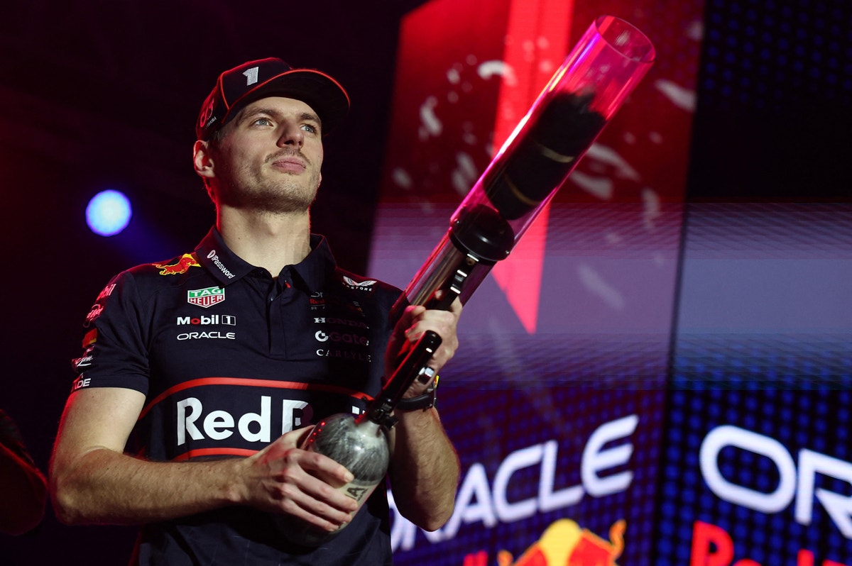 Max Verstappen tecknar avtal med sportjätte