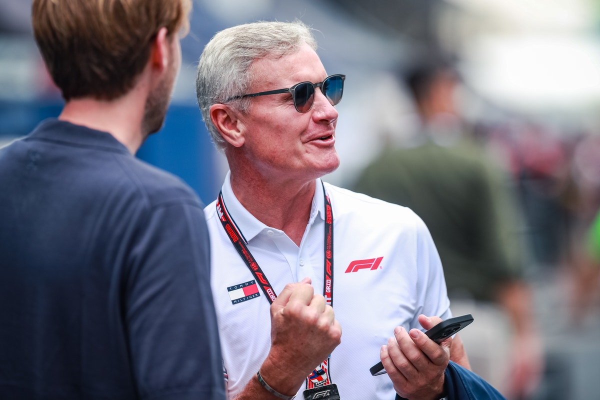 F1-ikonen varnar Mercedes: Titelkrig väntar!