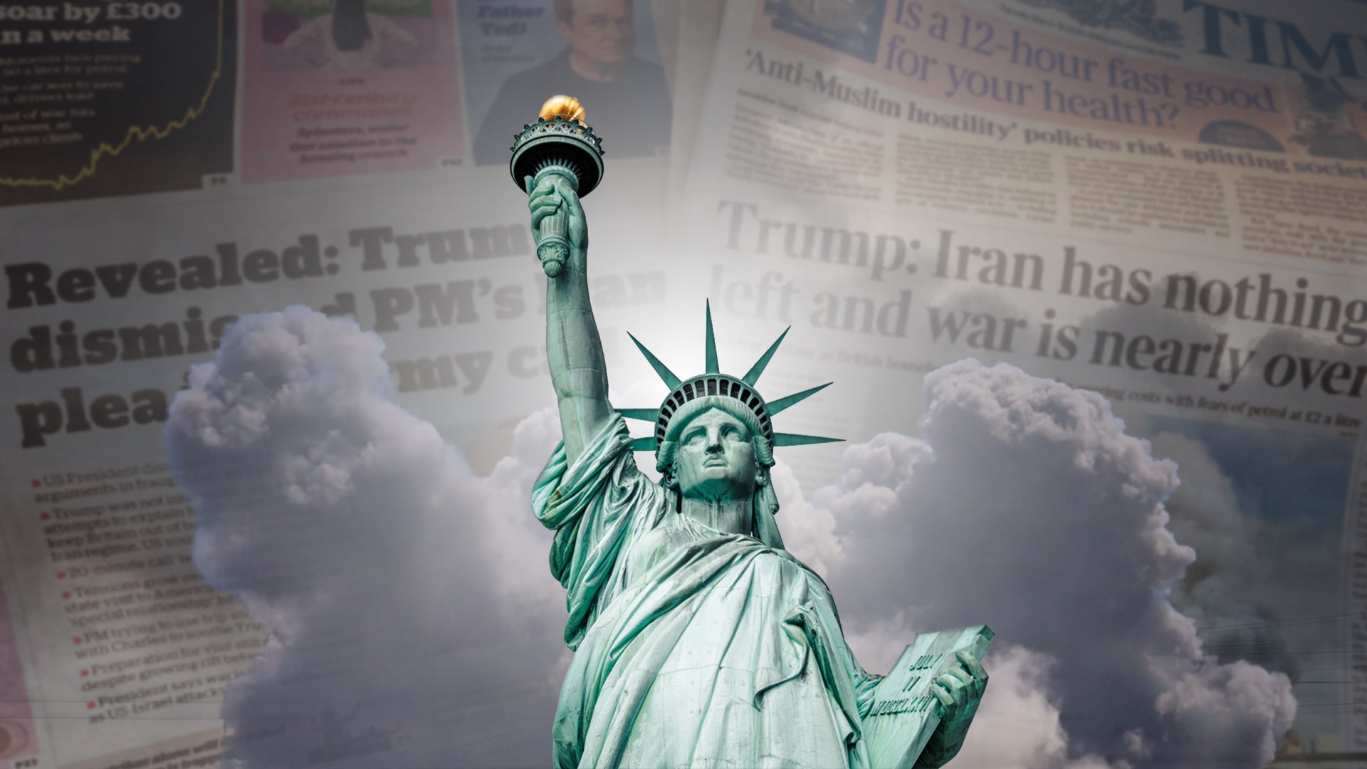 Frihetsstatyn framför en bakgrund av tidningsrubriker och vita moln, som symboliserar amerikanska nyheter och politik.