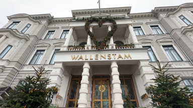 Wallenstam i linje med förväntan