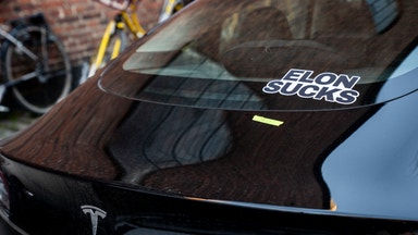 Tesla-optimisten sänker riktkurs: "Förstört"