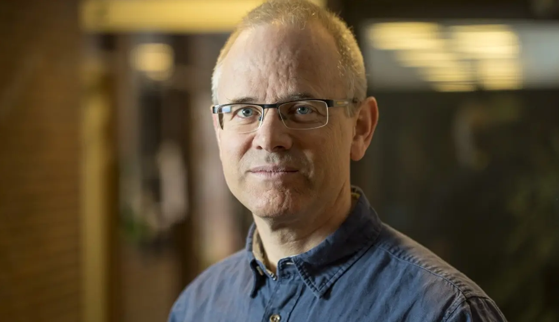 Seismologen Björn Lund.