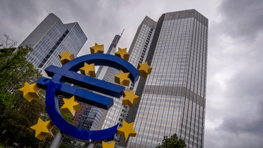 ECB diskuterar dubbelsänkning