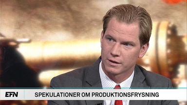 Därför svänger oljepriset