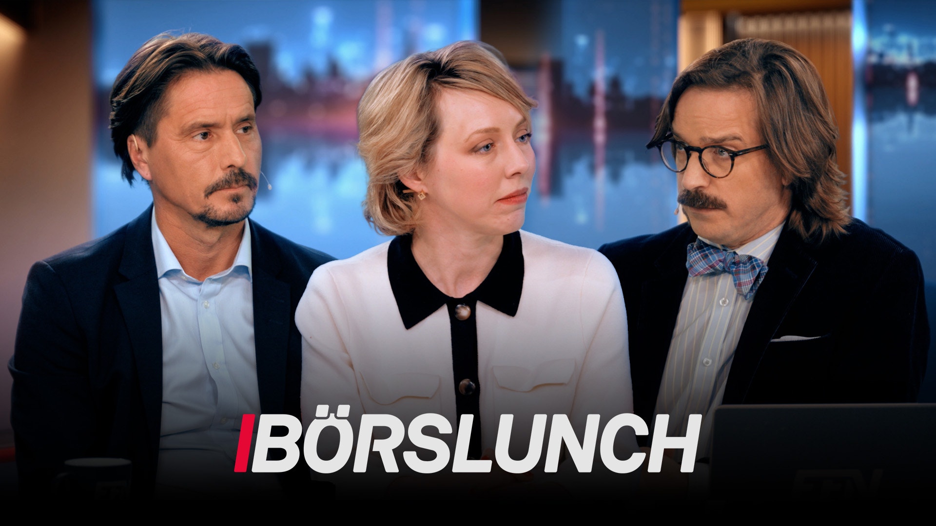 Tre professionella personer i affärskläder framför en stadshorisont. Börslunch-logotyp synlig i förgrunden.