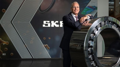 SKF slår vinstestimaten – men sänker prognos