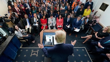 Högsta domstolen ger Trump ökat handlingsutrymme