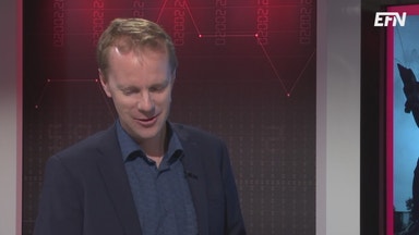 Plus och minus med svag svensk krona