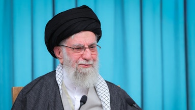 EU återinför sanktioner mot Iran