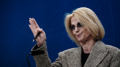 Regeringen: Svensk ekonomi vänder upp i höst