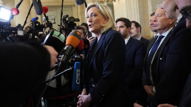 Marine Le Pen döms till fängelse – stoppas från ställa upp i val
