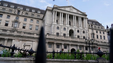 Bank of England sänker styrräntan