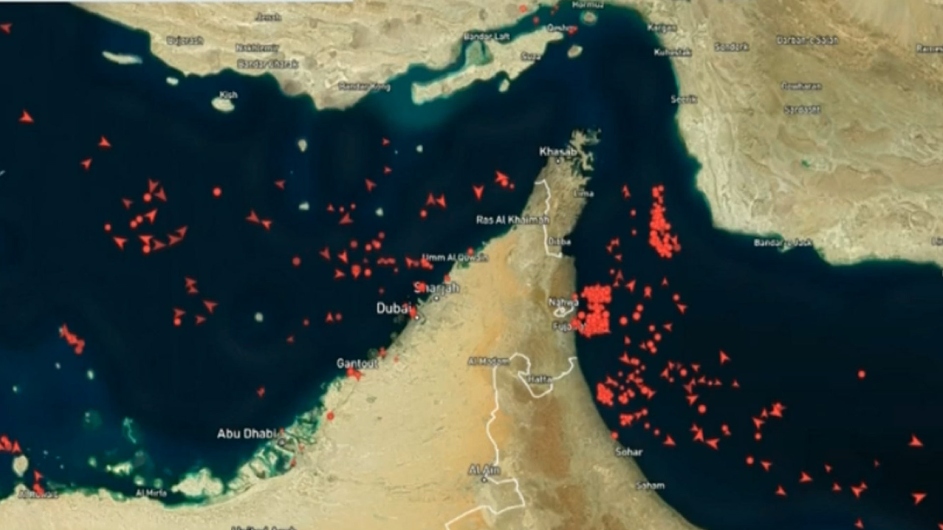 Satellitbild av Förenade Arabemiraten med röda markörer.