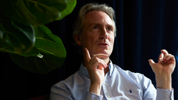 Erik Selin: "Jag känner mig illamående av skräck ibland"