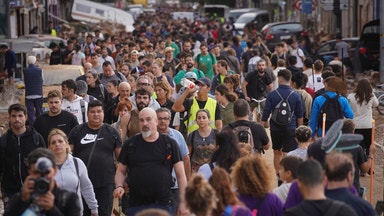 207 döda i de spanska översvämningarna – 2500 saknas