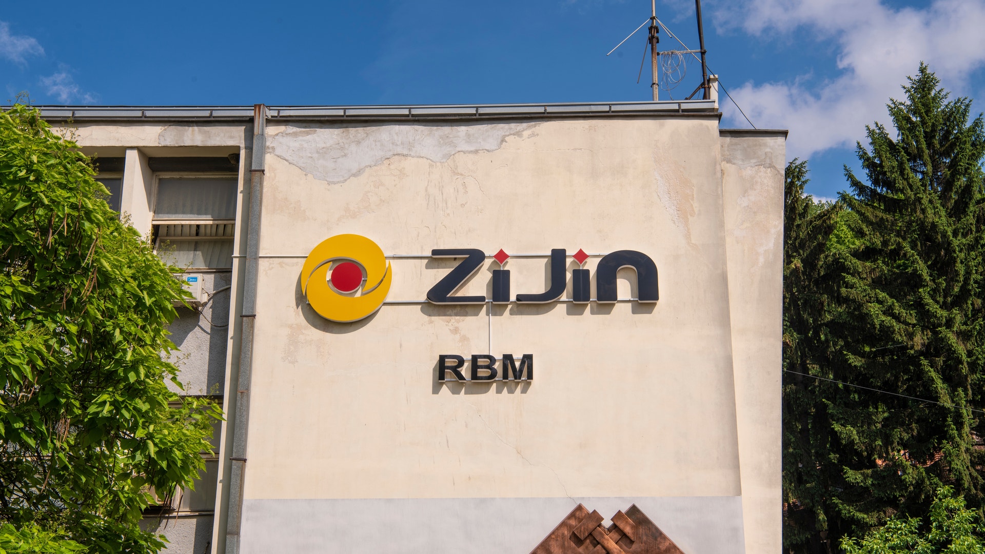 Bild på Zijin Golds kontor.