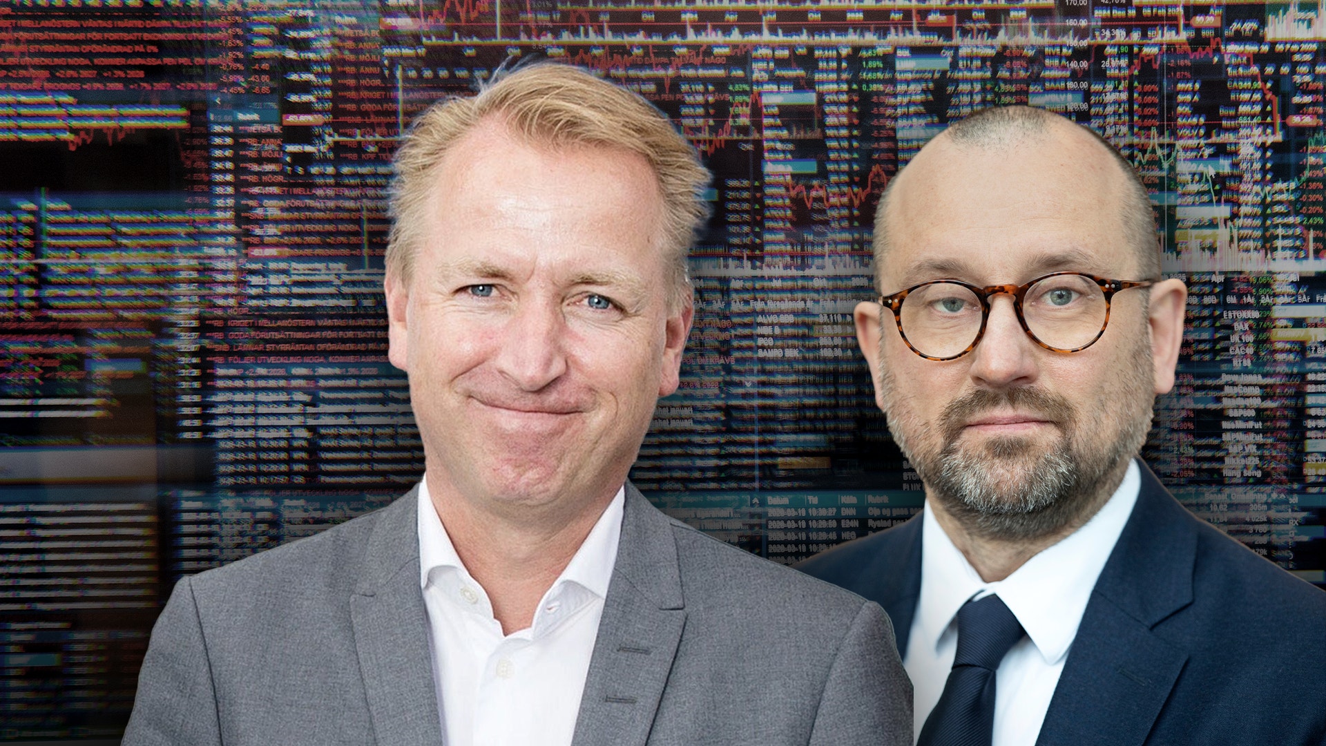 Två män i affärskläder framför en bakgrund med börsdata och aktiekurser.
