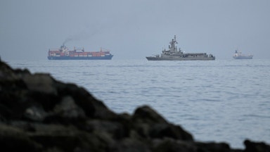 Hotbilden i Hormuz höjs till högsta nivån