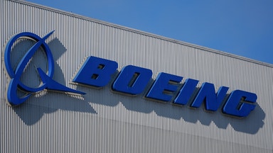 Boeing har tagit in 220 miljarder kronor