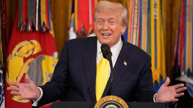 Uppgifter: Trump planerar nya tullar