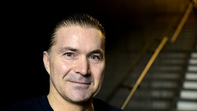 Spotifys grundare miljardsäljer aktier