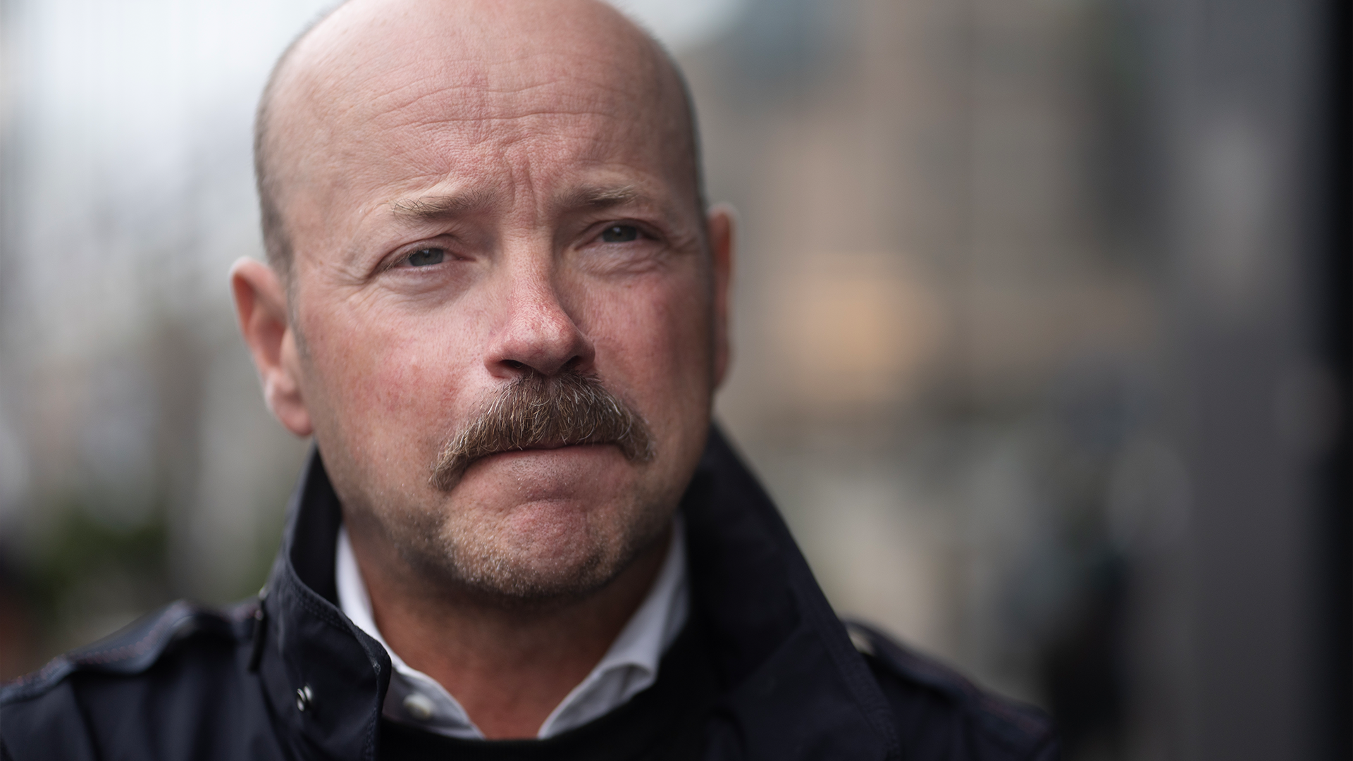 Närbild på Pål Ahlsén. Han ser förbryllad ut.