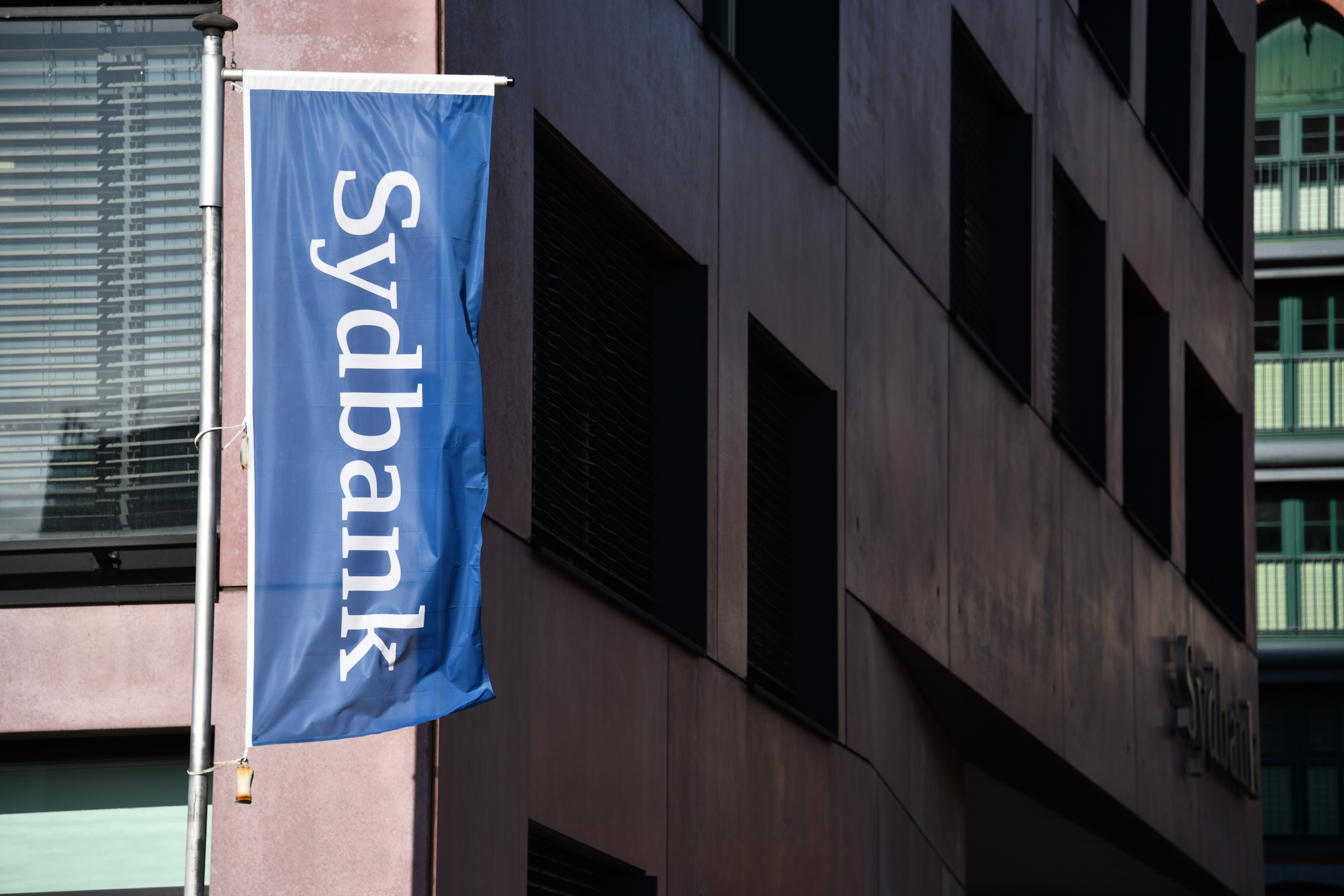 Danska banker går ihop